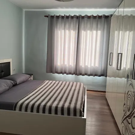 Casa Mia - Modern Near The Center Διαμέρισμα Τίρανα